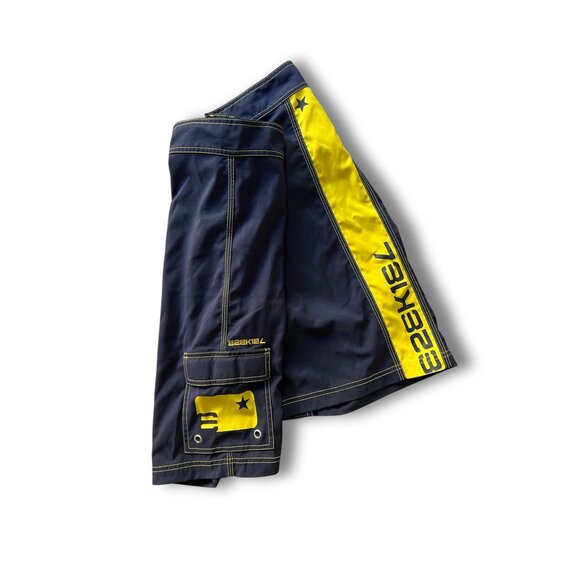 Ezekiel Mens Navy & Yellow Swim Trunks Size M With Adjustable Waist & Pocket Det - Picture 5 of 8